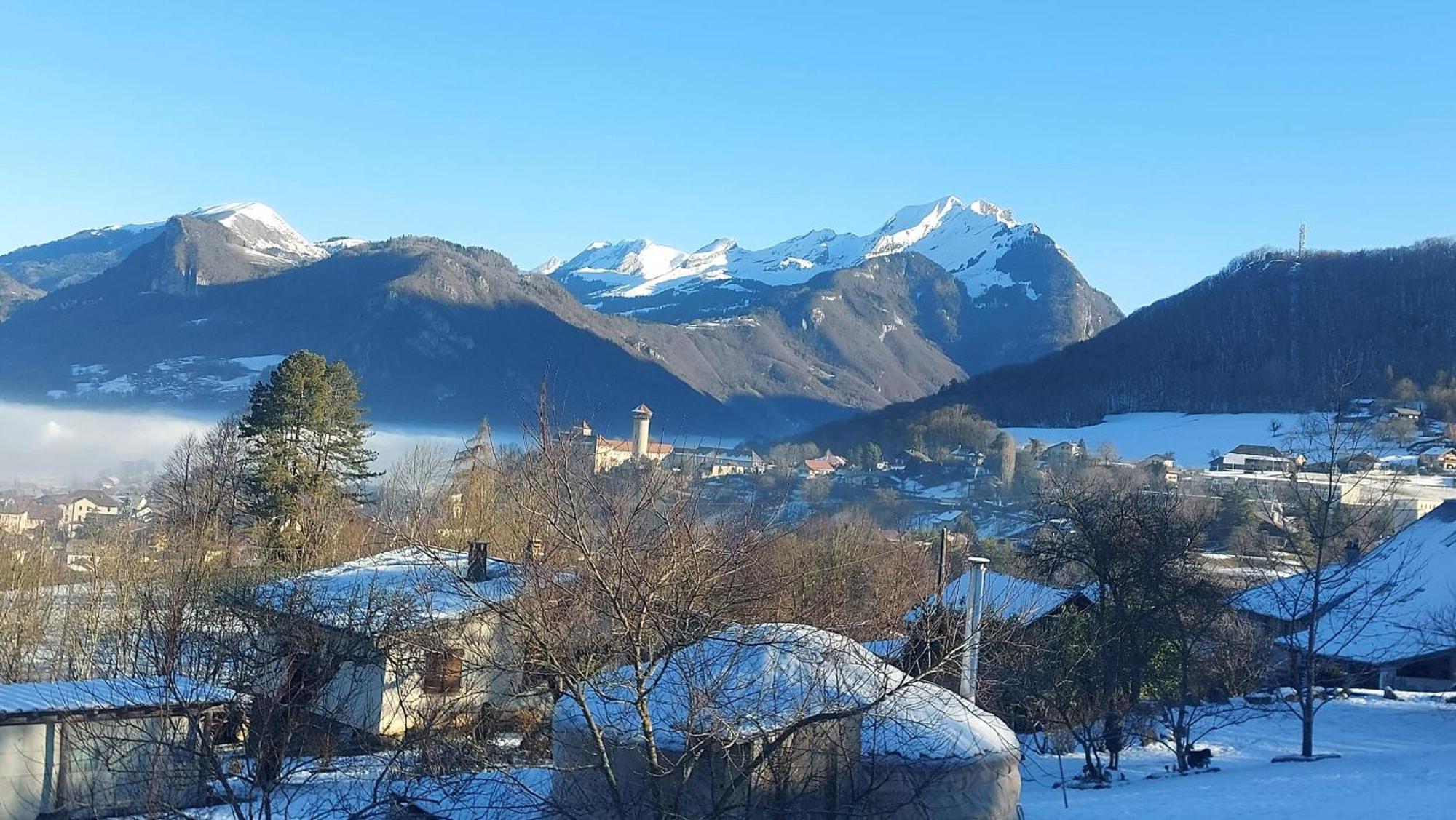 Yourtes Olachat Proche Annecy Faverges Exterior photo